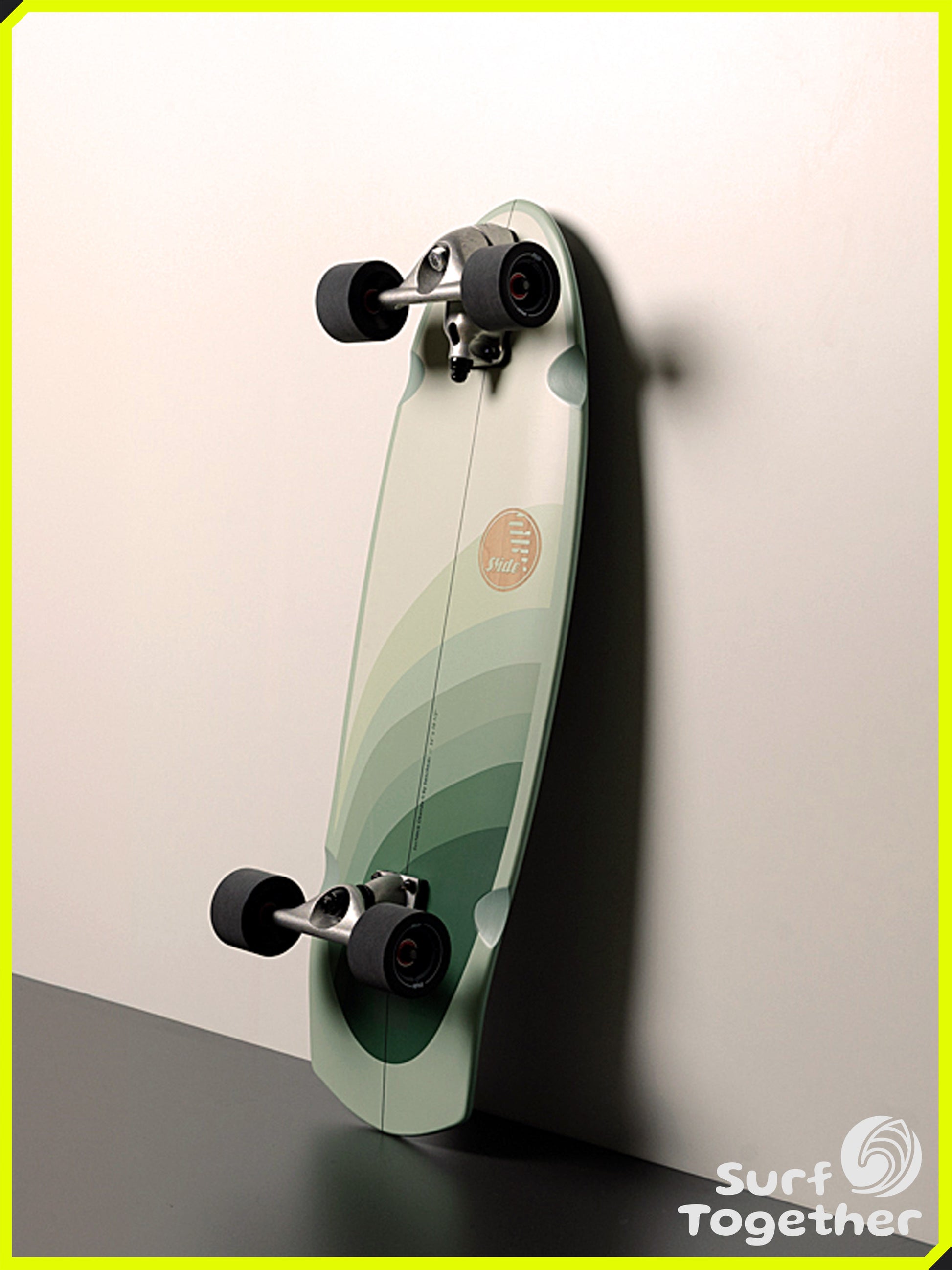 Vista desde Abajo apoyada | Slide Surfdeck Okanda 32” SurfSkate