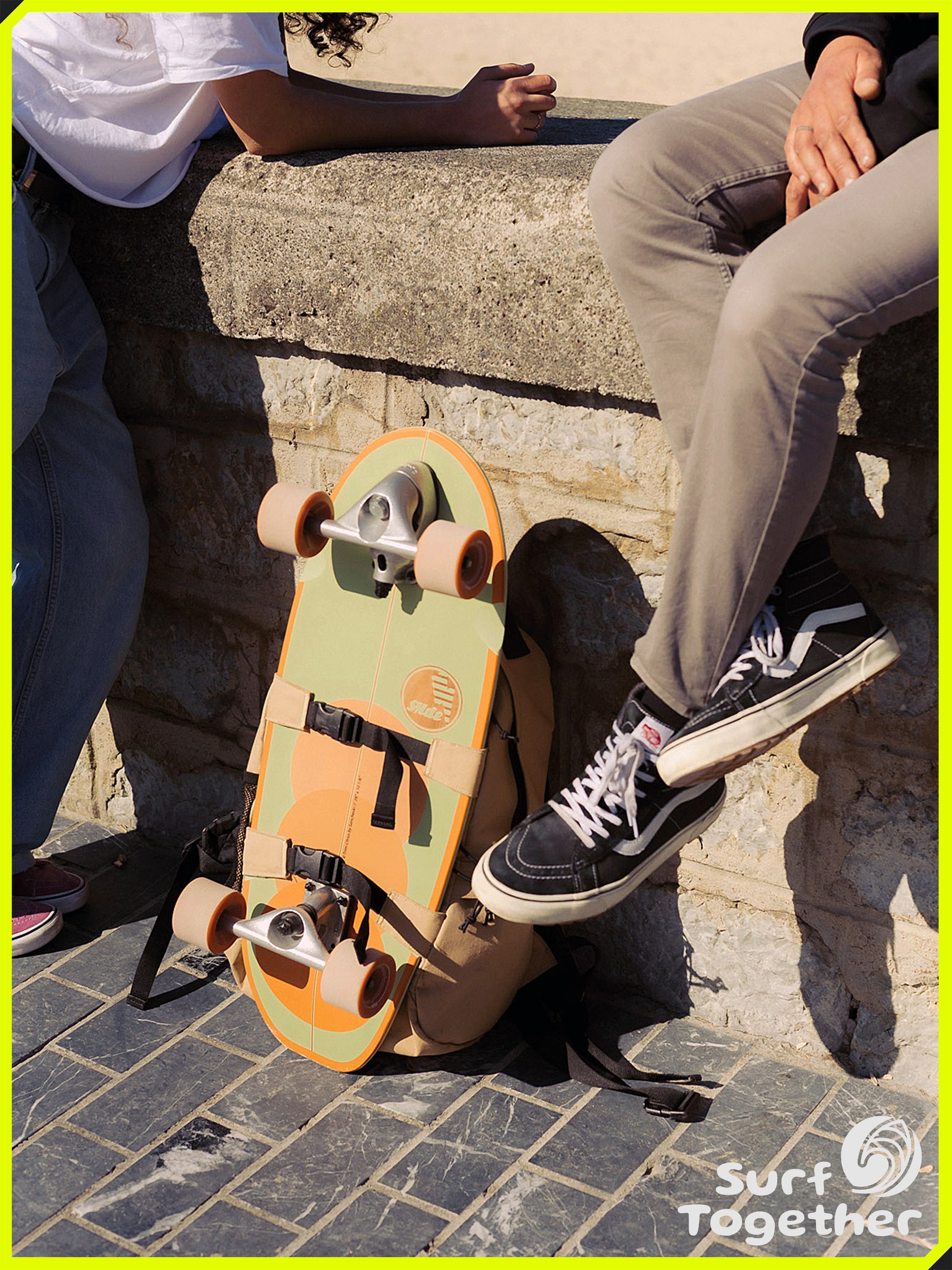 Vista desde Abajo apoyada | Slide Trim Citrus 28” SurfSkate