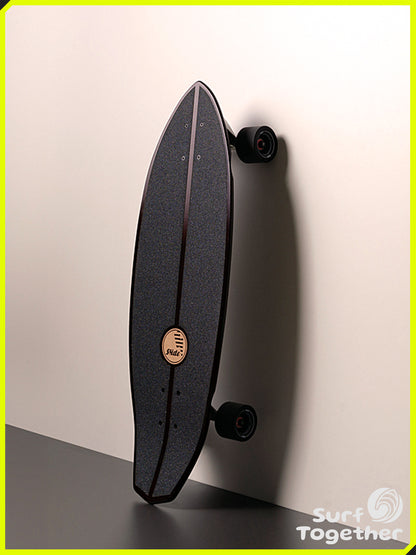 Vista desde Arriba apoyada | Slide | Diamond Bombora 32” SurfSkate