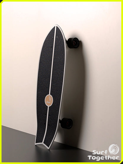 Vista desde Arriba apoyada | Slide | Fish Tech Tonic 32” SurfSkate