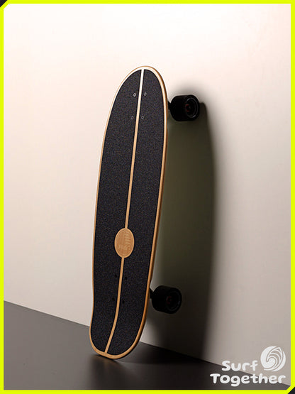 Vista desde Arriba apoyada | Slide Gussie Avalanche 31" SurfSkate