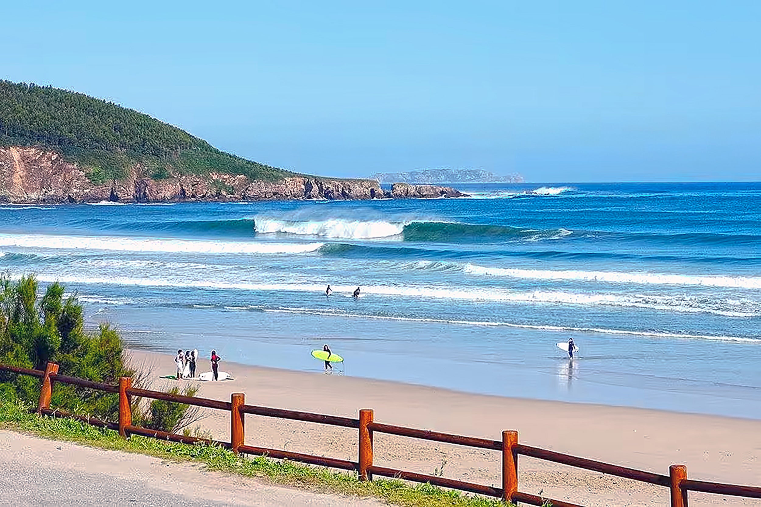 Praia de Razo | Un Entorno Paradisíaco | Surf Camp • Junio 2026
