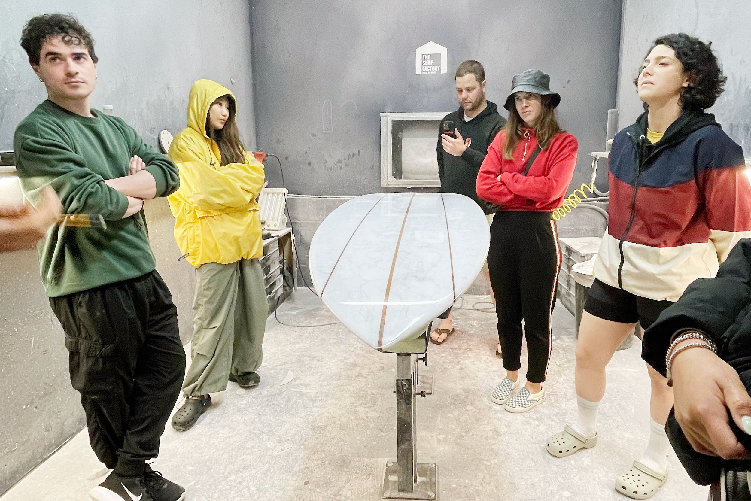 Experiencia en la factoría | Cómo se fabrica y repara una tabla de Surf | Surf Camp • Junio 2026